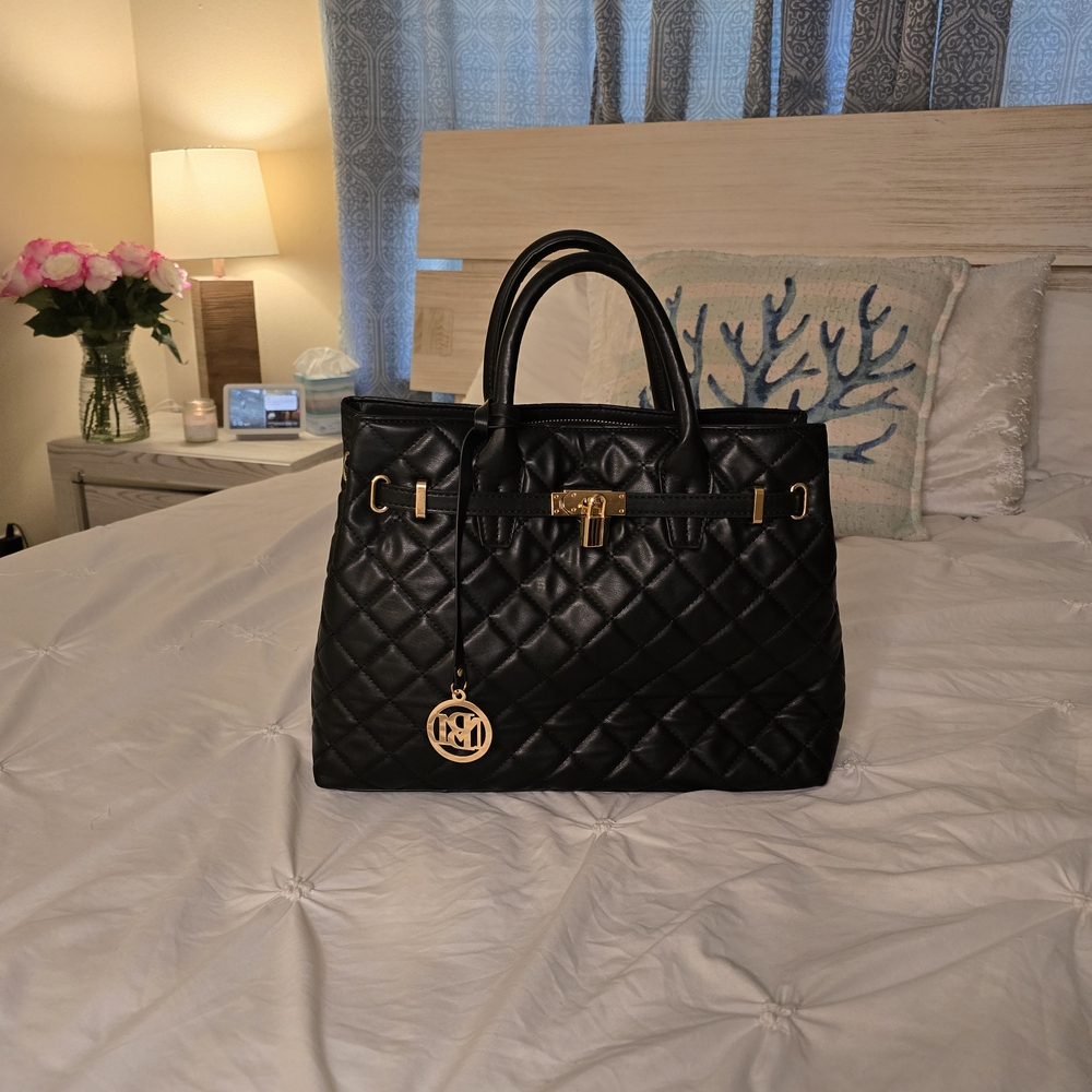 Badgley Mischka Black Quilted Tote (Like New)